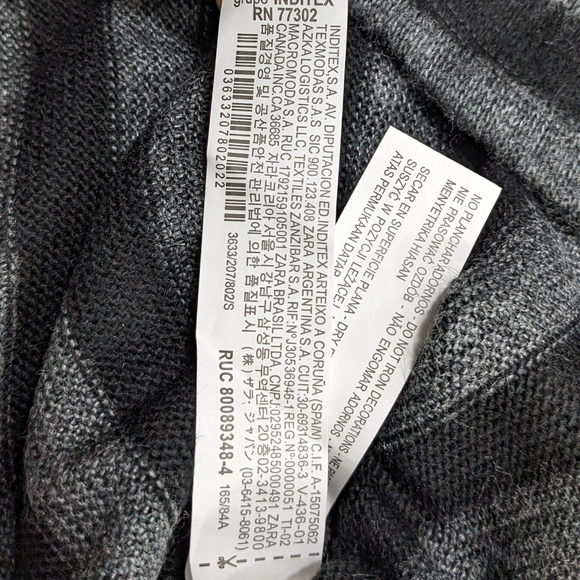 NWT Zara Black and Gray Striped Sweater With a Pink Flower Accent - Picture 5 of 6